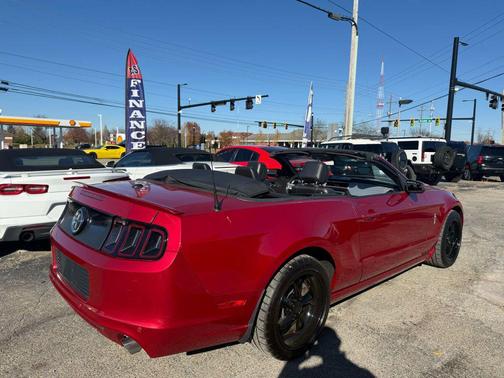 2013 Ford Mustang V6 Premium