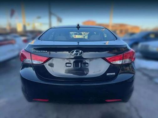 2013 Hyundai ELANTRA Limited