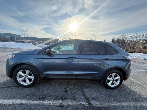 2018 Ford Edge SE