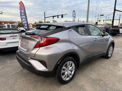 2020 Toyota C-HR LE