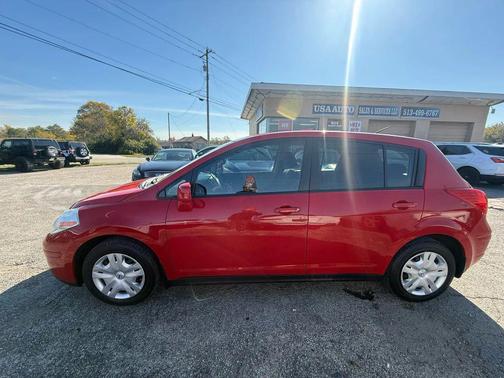 2010 Nissan Versa 1.8 S