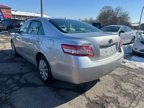 2011 Toyota Camry LE