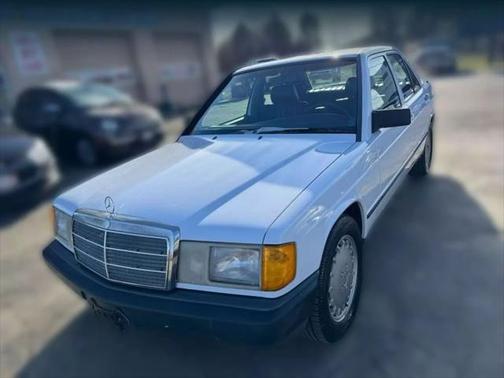 1987 Mercedes-Benz 190 190E 4D Sedan 2.3