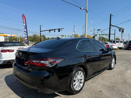 2024 Toyota Camry LE