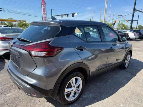 2023 Nissan Kicks S