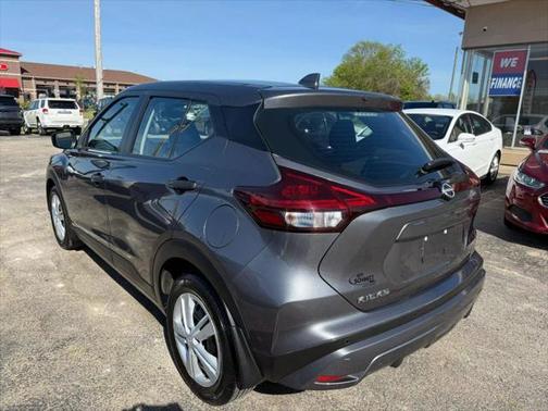 2023 Nissan Kicks S
