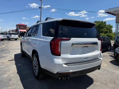 White 2021 GMC Yukon Denali