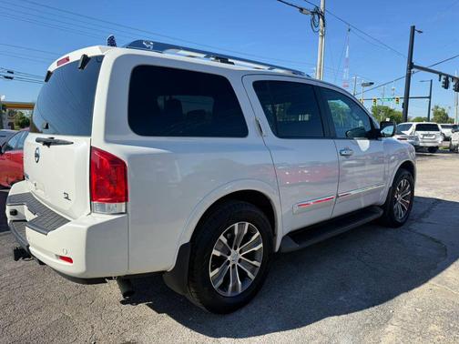 Pearl White 2015 Nissan Armada SL