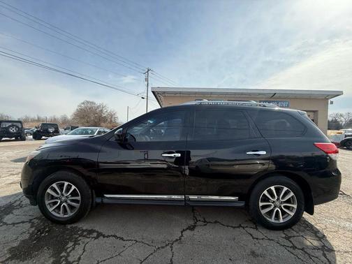 2013 Nissan Pathfinder SL