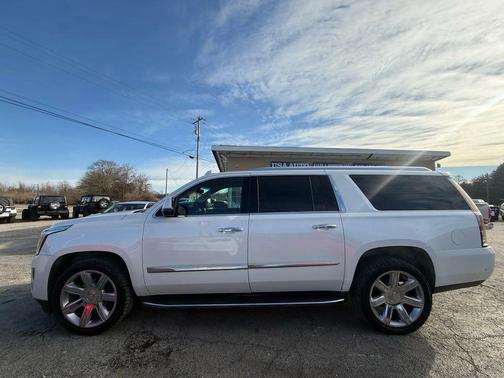2017 Cadillac Escalade ESV Sport