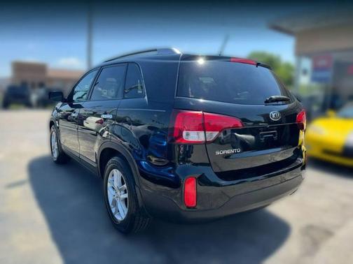 2015 Kia Sorento LX
