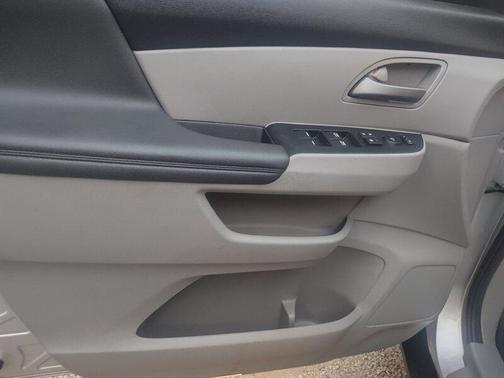 Alabaster Silver Metallic 2013 Honda Odyssey LX