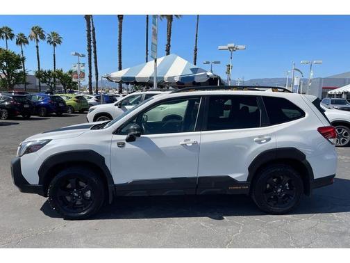 Crystal White Pearl 2022 Subaru Forester Wilderness