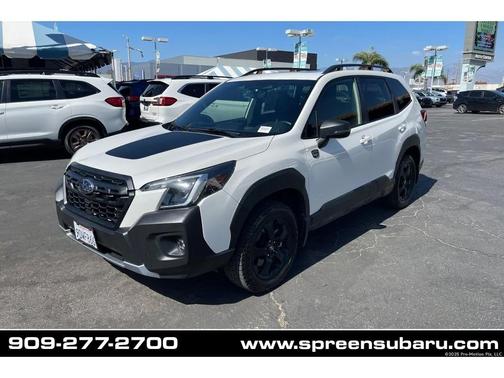 Crystal White Pearl 2022 Subaru Forester Wilderness
