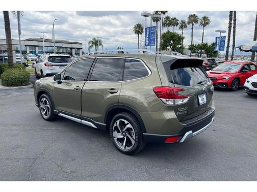 AUTUMN GREEN METALLIC 2023 Subaru Forester Touring