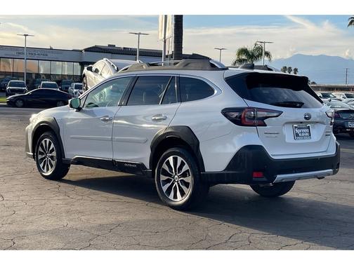 2024 Subaru Outback Touring XT