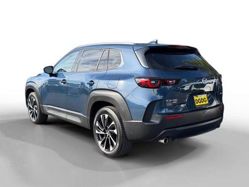2025 Mazda CX-50 PLUS
