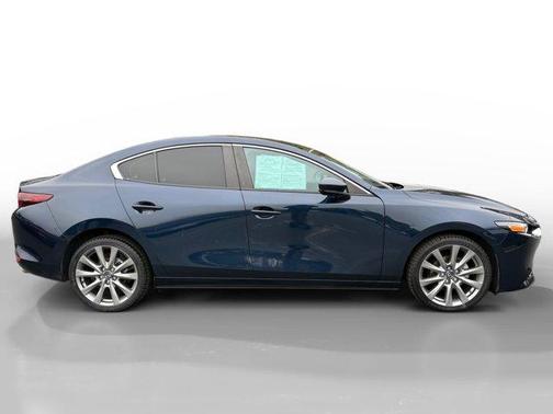 2021 Mazda Mazda3 FWD w/Preferred Package