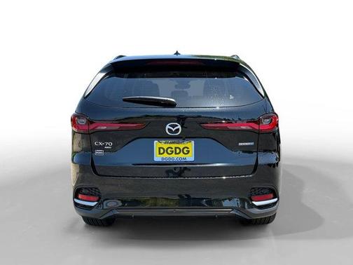 2025 Mazda CX-70 PHEV Premium Package