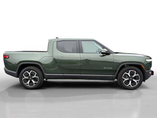 2024 Rivian R1T Adventure Package