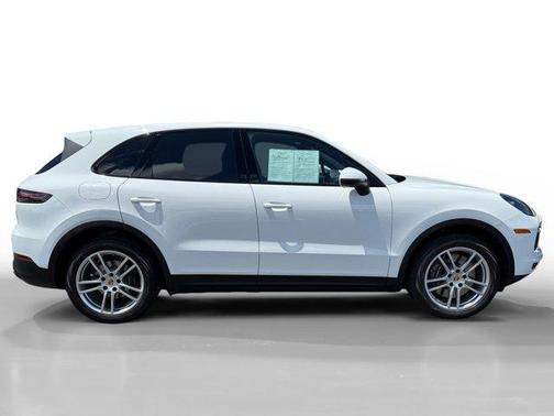 2023 Porsche Cayenne