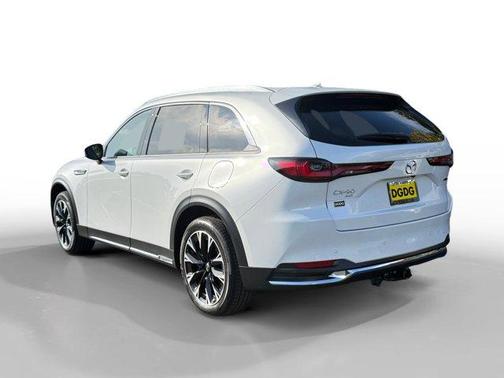 2026 Mazda CX-90 Premium Plus
