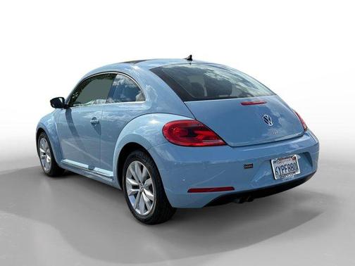 2013 Volkswagen Beetle 2.0L TDI