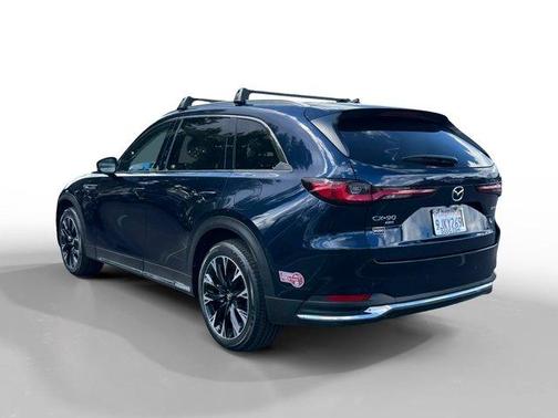 2024 Mazda CX-90 PHEV Premium Plus