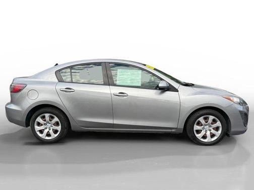 2011 Mazda Mazda3 i Sport