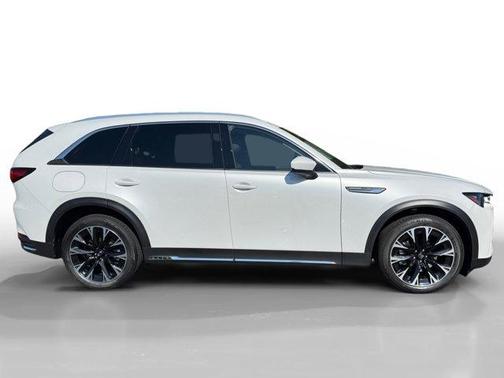 2024 Mazda CX-90 PHEV Premium