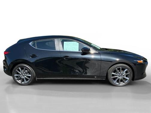 2025 Mazda Mazda3 FWD w/Preferred Package