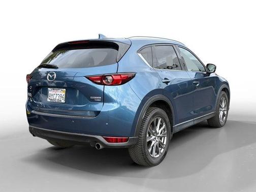 2021 Mazda CX-5 Signature
