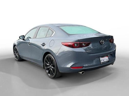 2023 Mazda Mazda3 2.5 S Carbon Edition