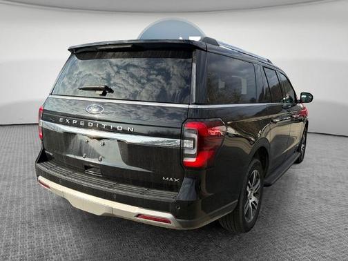 AGATE BLACK METALLIC 2024 Ford Expedition LIMITED