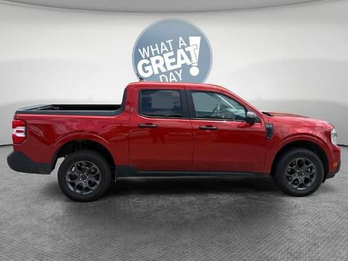 HOT PEPPER RED TC METALLIC 2024 Ford Maverick XLT