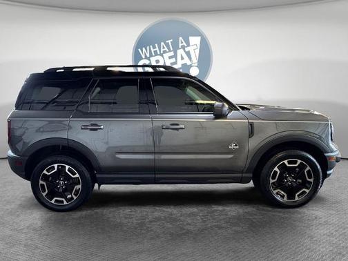 CARBONIZED GRAY METALLIC 2024 Ford Bronco Sport OUTER BANKS