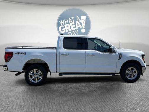 OXFORD WHITE 2025 Ford F-150 XLT