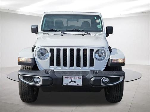 2023 Jeep Gladiator Overland
