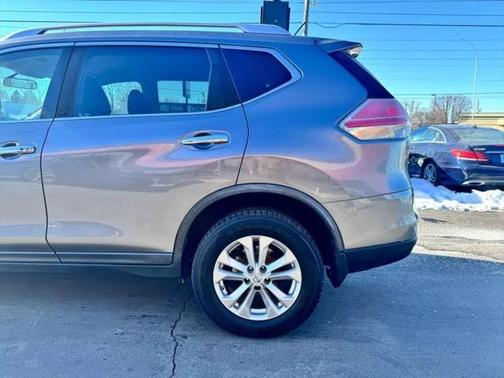 2016 Nissan Rogue SV