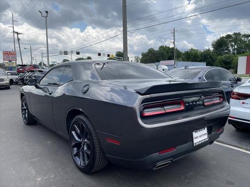 2019 Dodge Challenger SXT