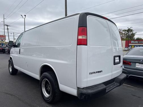 2008 GMC Savana 1500 Base
