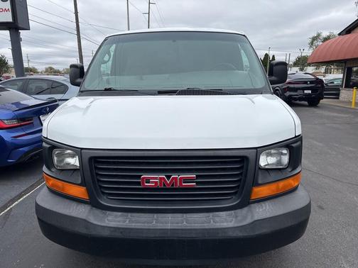 2008 GMC Savana 1500 Base