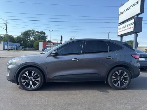 2021 Ford Escape SE