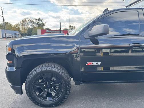 2017 Chevrolet Silverado 1500 2LT