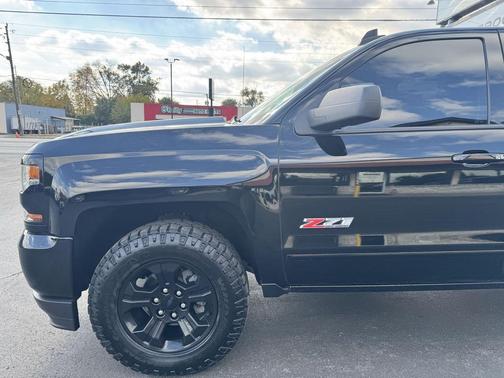 2017 Chevrolet Silverado 1500 2LT