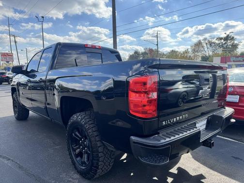 2017 Chevrolet Silverado 1500 2LT