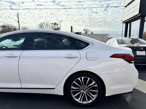 2015 Hyundai Genesis 3.8
