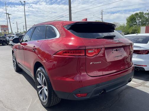 2018 Jaguar F-PACE 25t Prestige