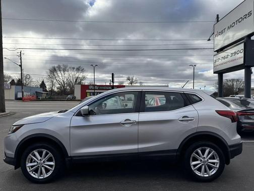 2018 Nissan Rogue Sport S