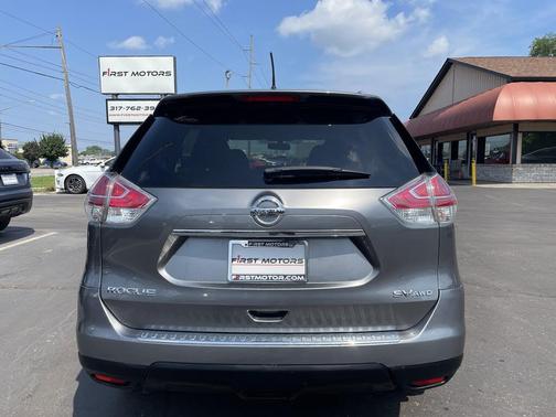2016 Nissan Rogue SV